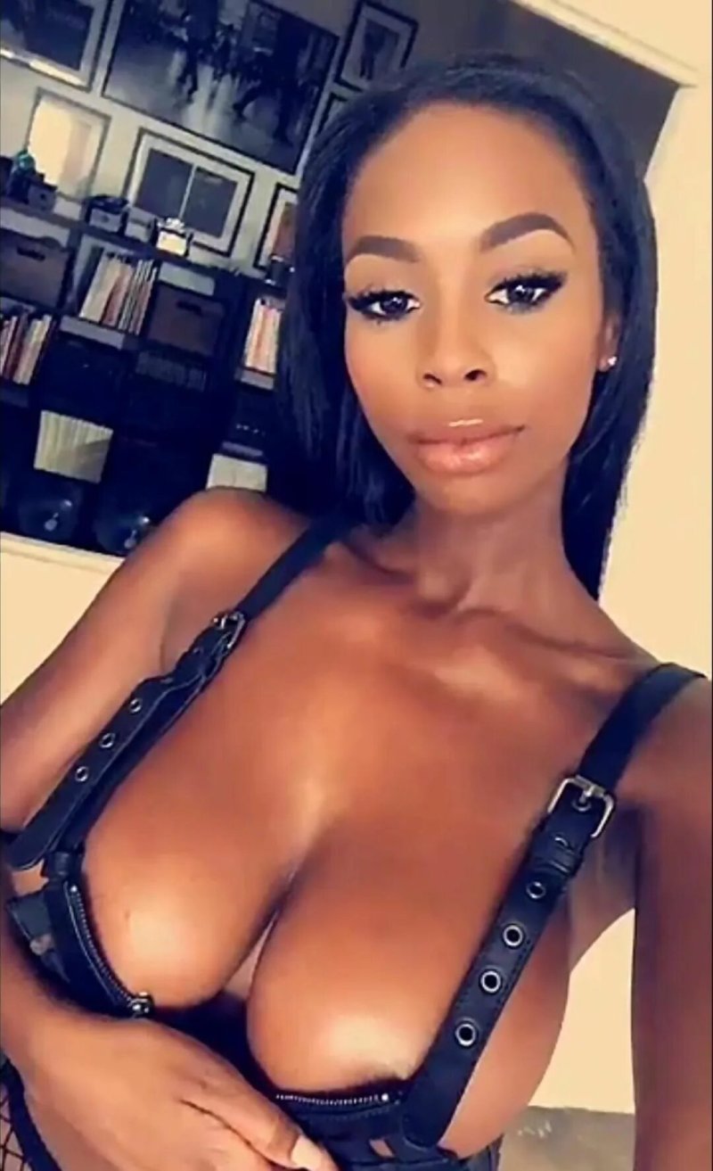 Чернокожая lexxie hart