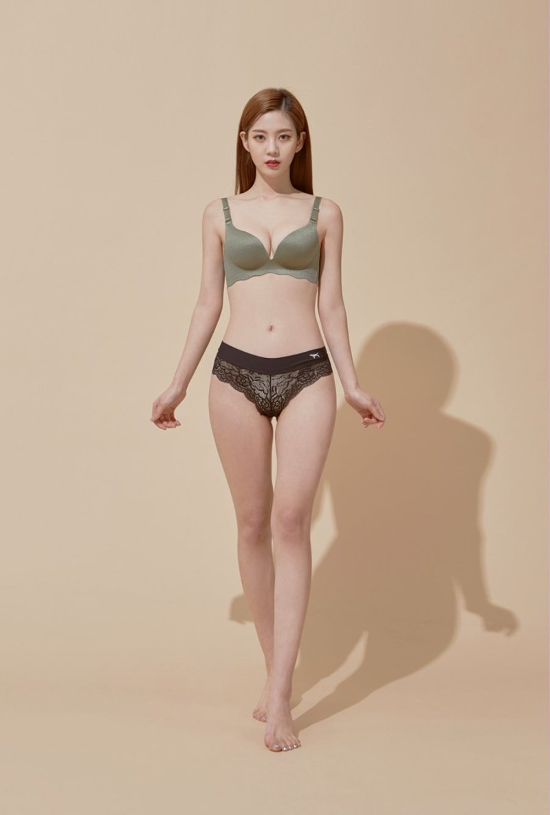 Lee chae eun белье прозрачное
