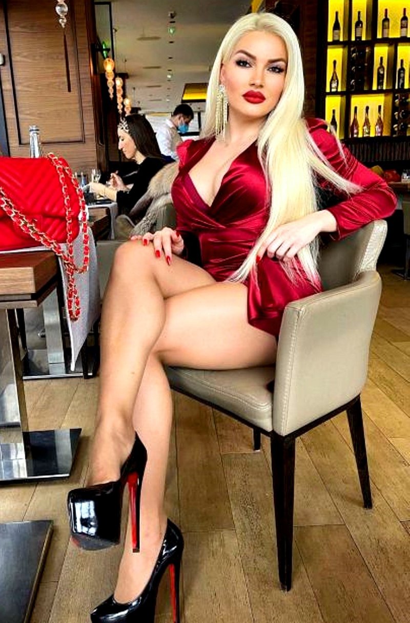 Модель jelena unikat
