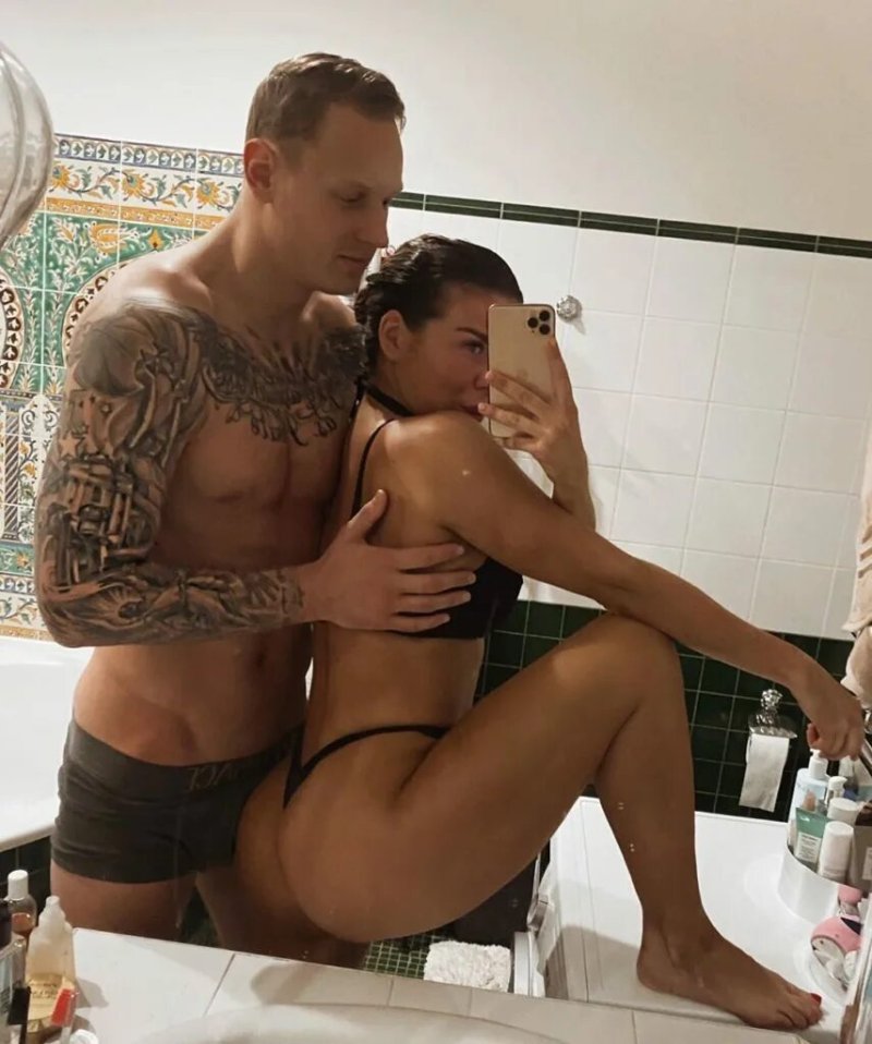 Седокова и янис тимма