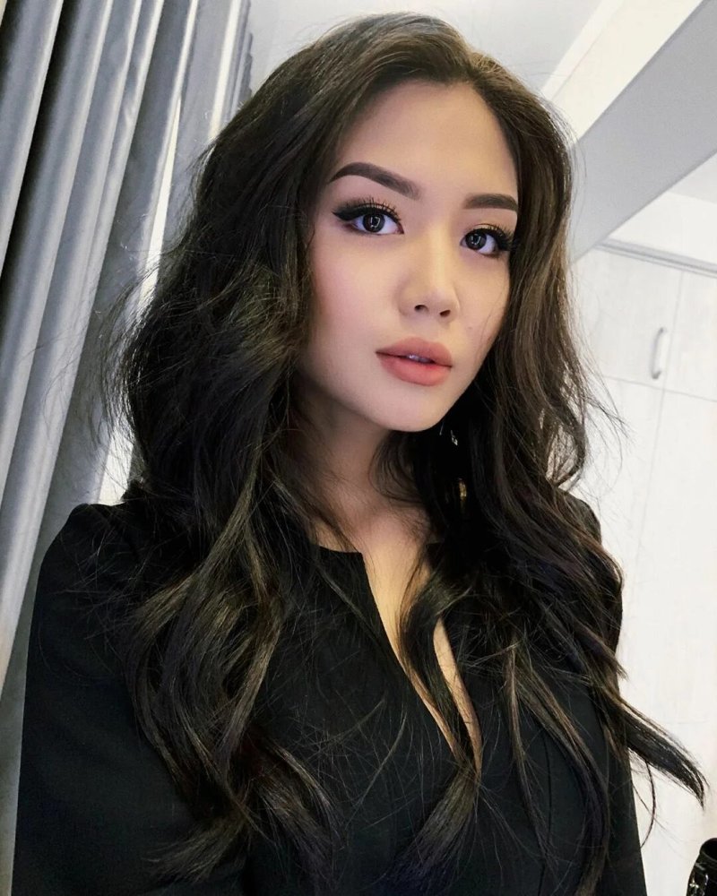 Айжана асемова