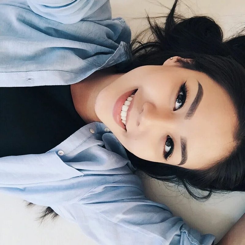Aijan asemova
