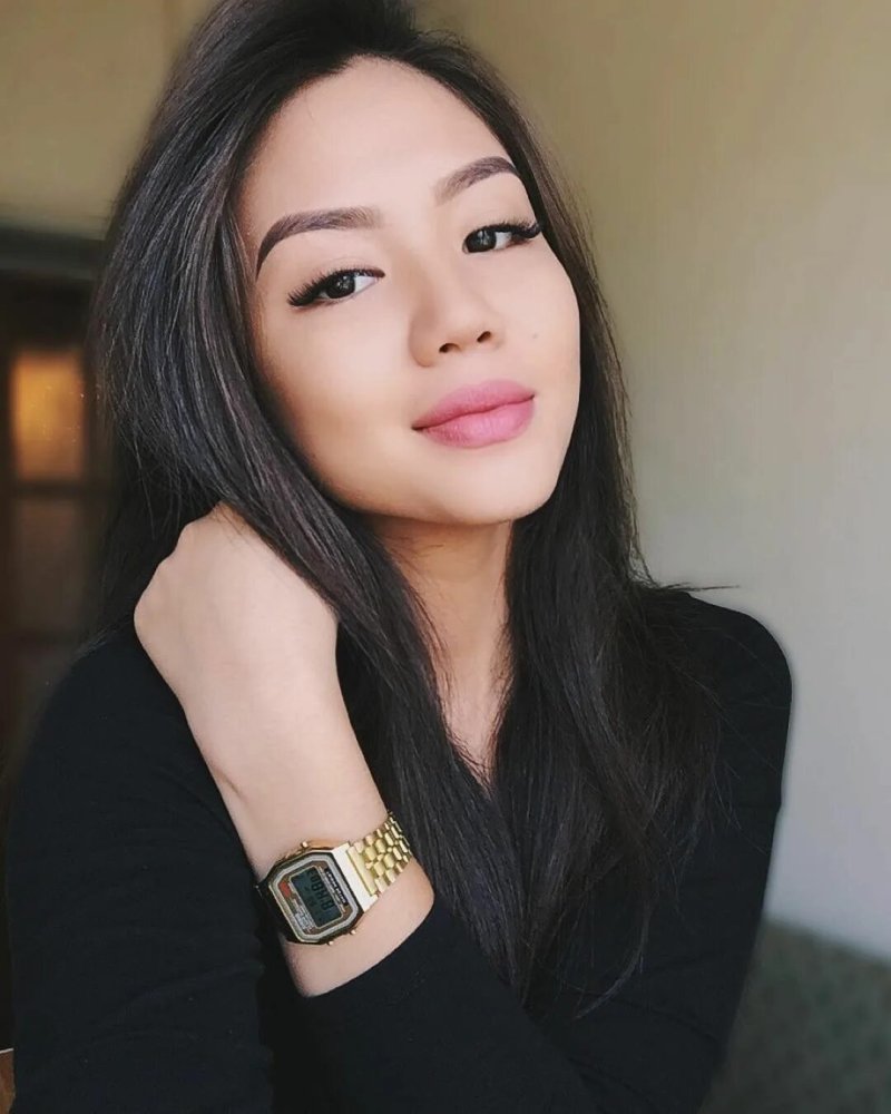 Aijan asemova