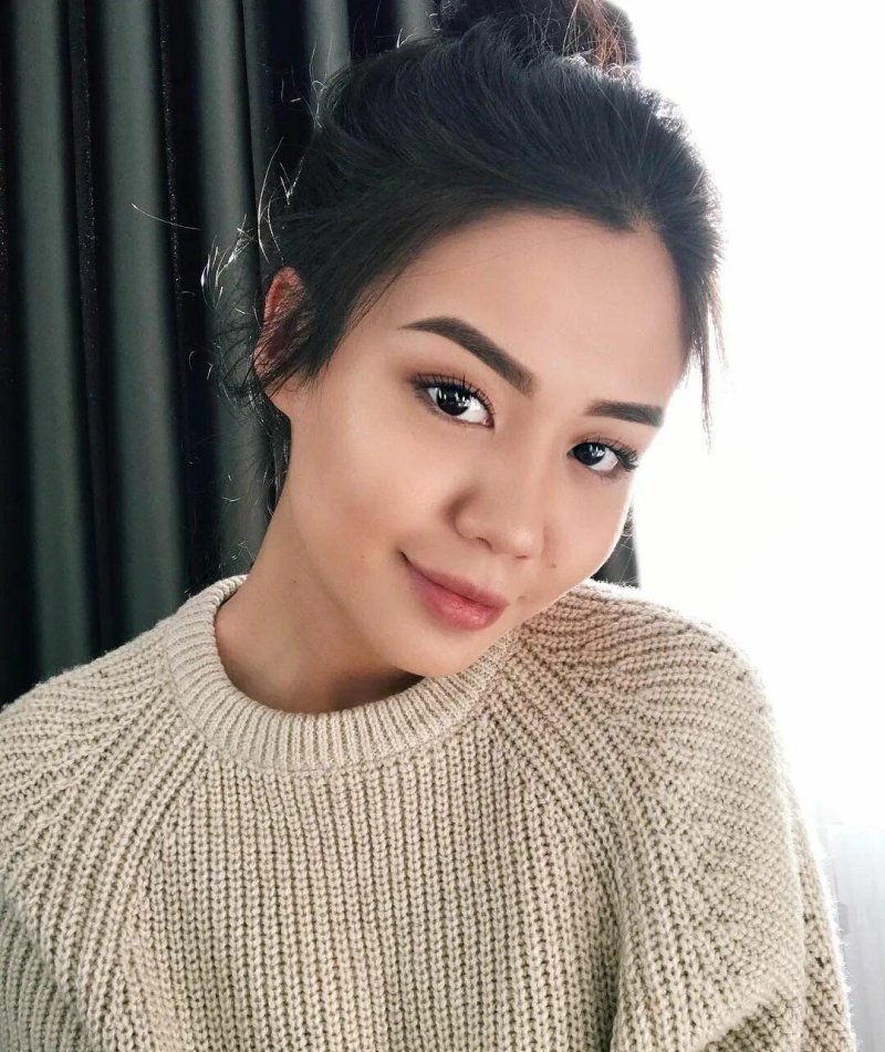 Айжана асемова