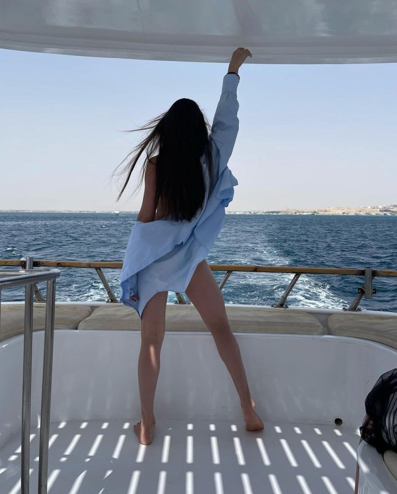 Камила валиева на море