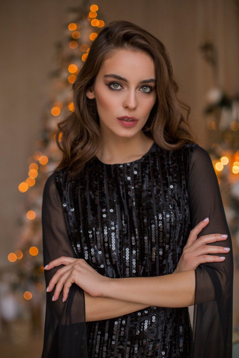 Илона бисултанова дольче габбана