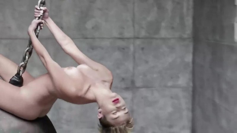 Майли сайрус wrecking ball