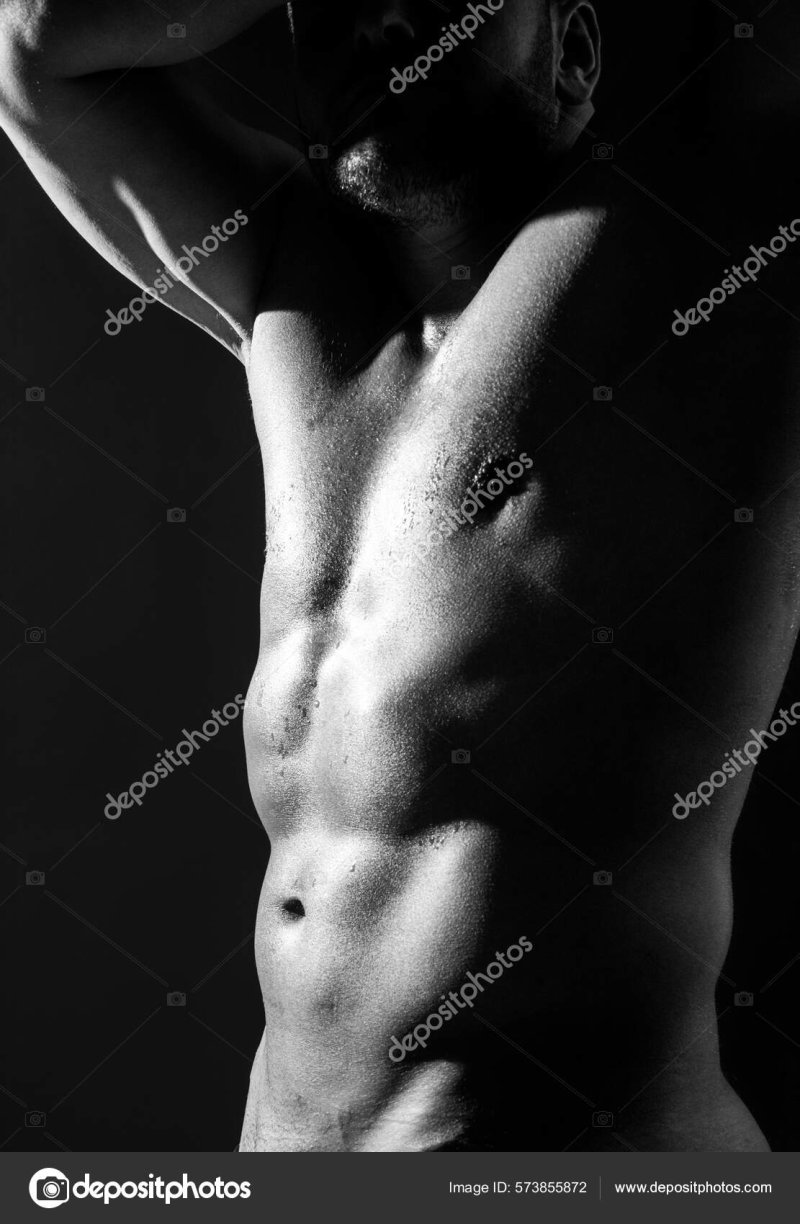 Hombre desnudo