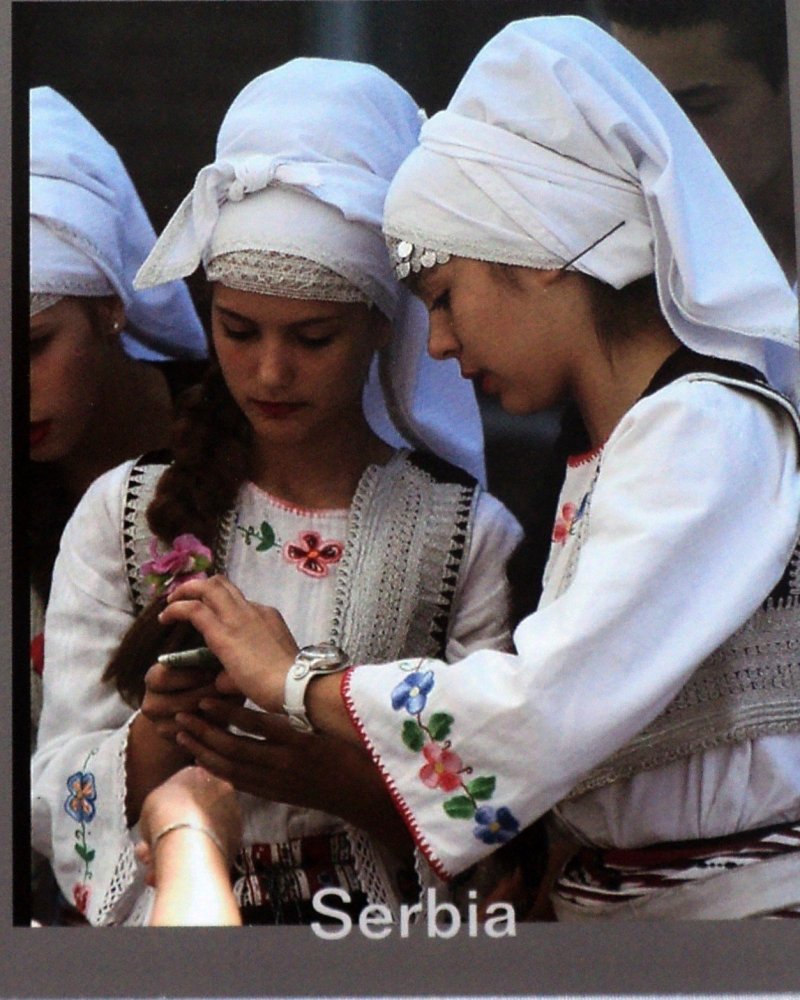 Сербский национальный костюм