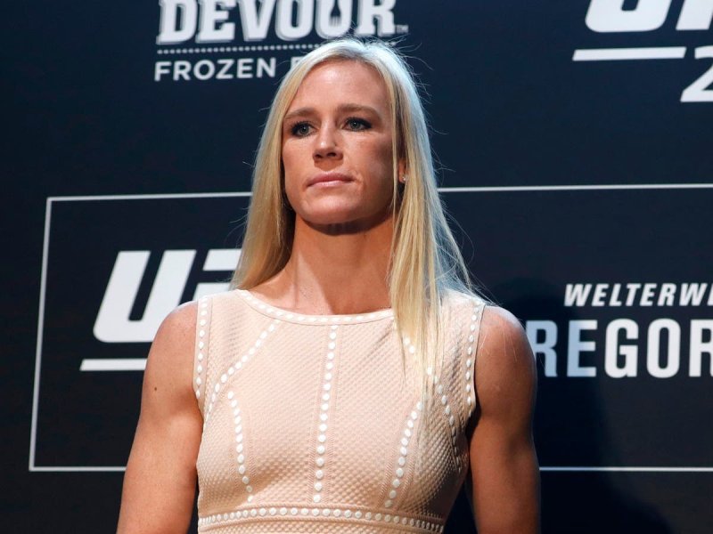 Holly holm
