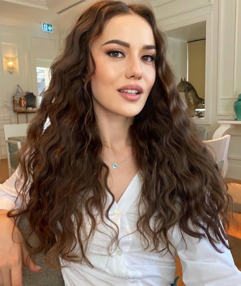 Fahriye evcen