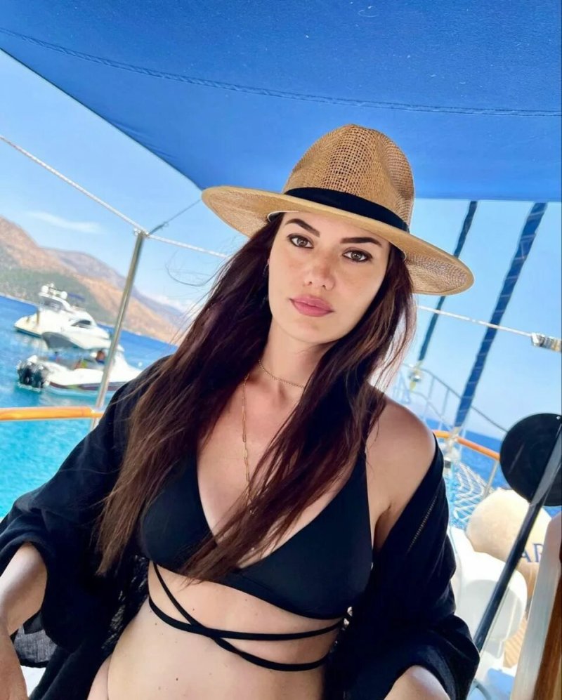 Fahriye evcen