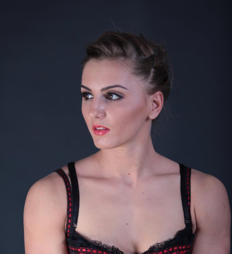 Aleksandra albu