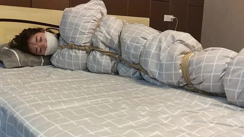 Связанные азиатки бондаж