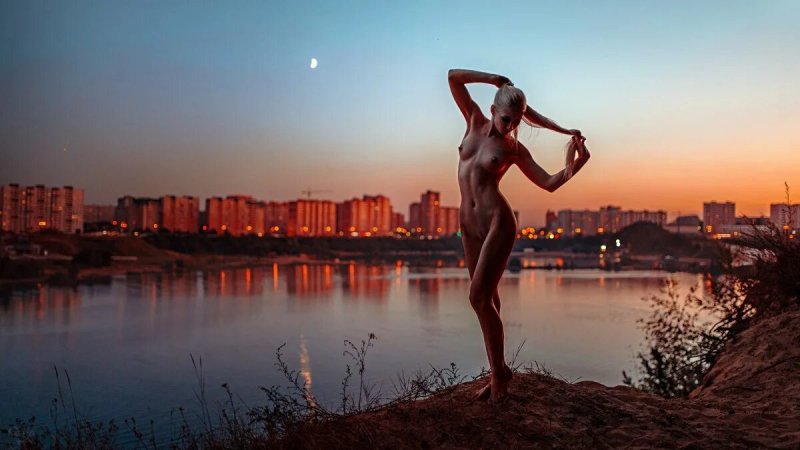 Эротическая фотосессия в городе