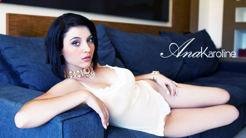 Ana carolina reston