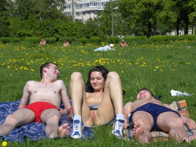 На природе без трусов