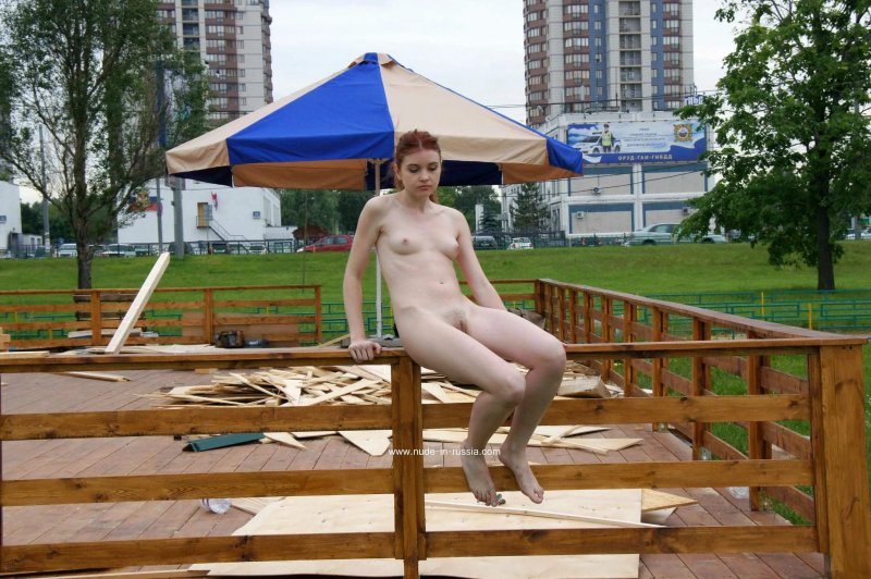 Голая женщина в строгино