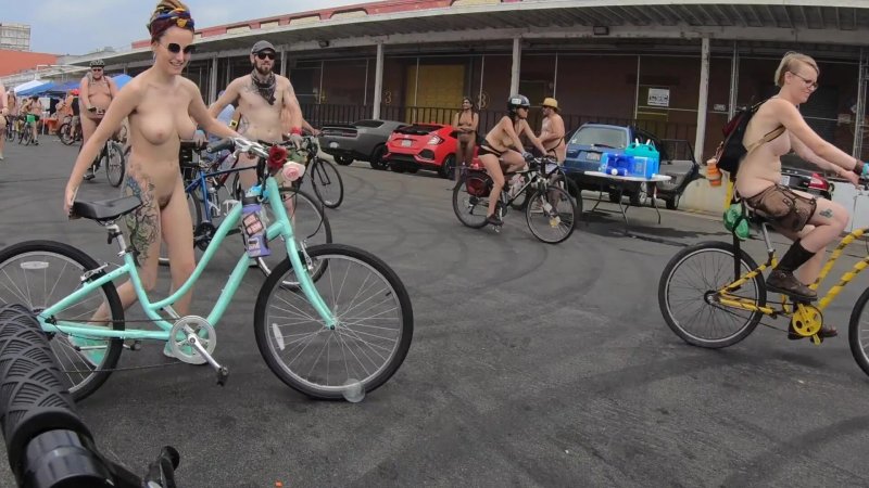 World naked bike ride